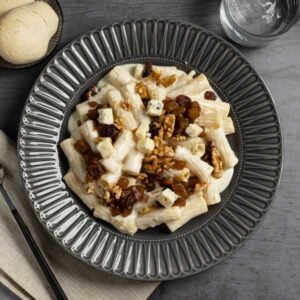 RIGATONI CON GORGONZOLA PERA Y NUECES